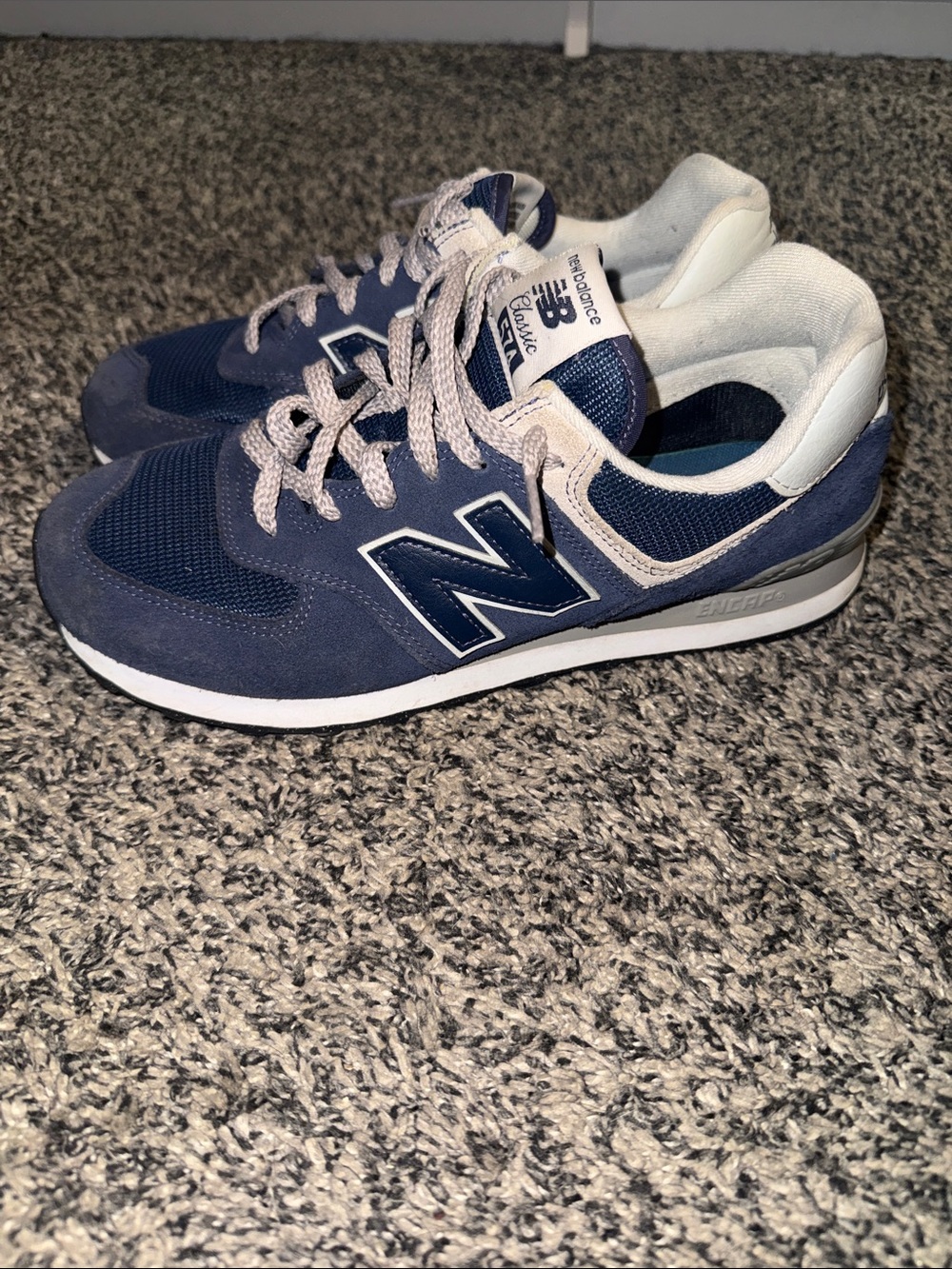 New Balance 574 Classic Men's Navy Lace-Up Sneakers - Picture 2 of 6